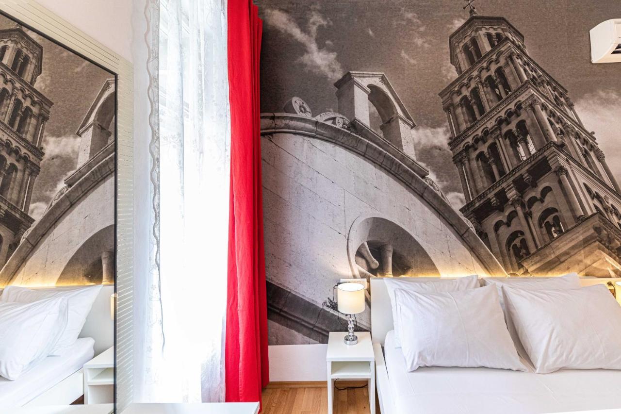 Cankareva City Rooms สปลิท ภายนอก รูปภาพ